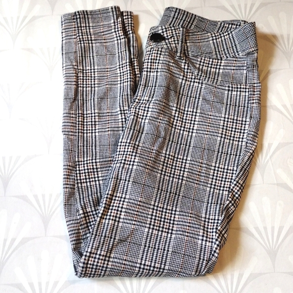 Seven7 Pants - $5 Deal Seven7 plaid skinny pant